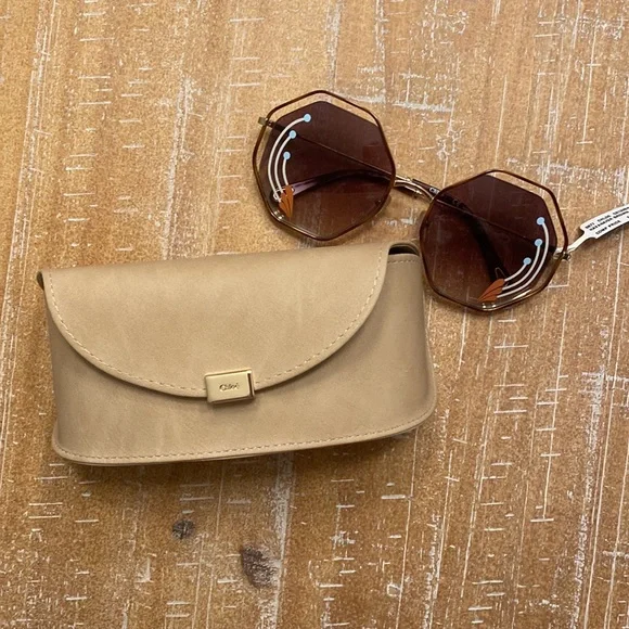 CHLOE POPPY SUNGLASSES - Picture 3 of 6